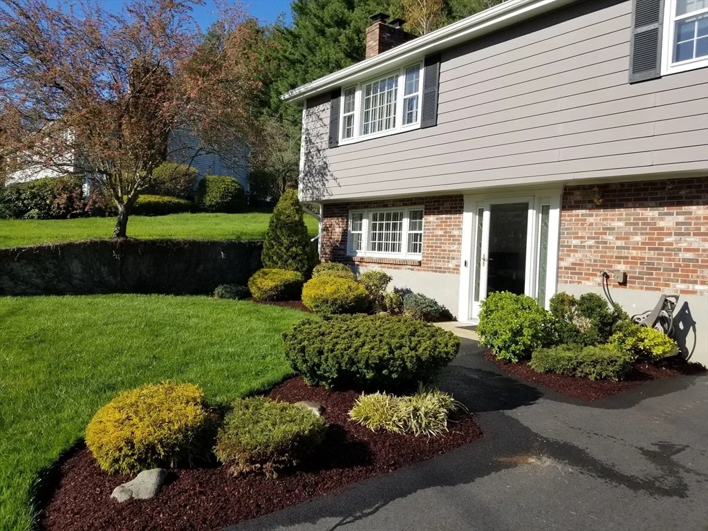 Photo of 55 Ledgewood Road