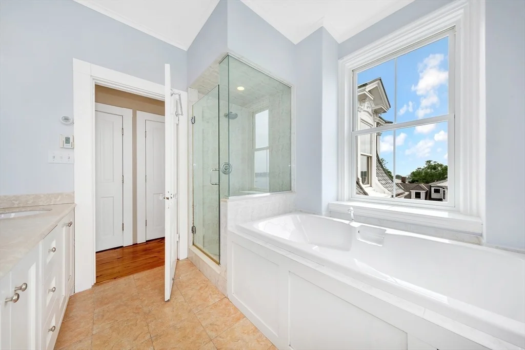 Photo of 2 Clarendon St