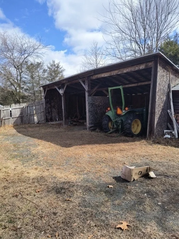 Photo of 655 Morgan Rd