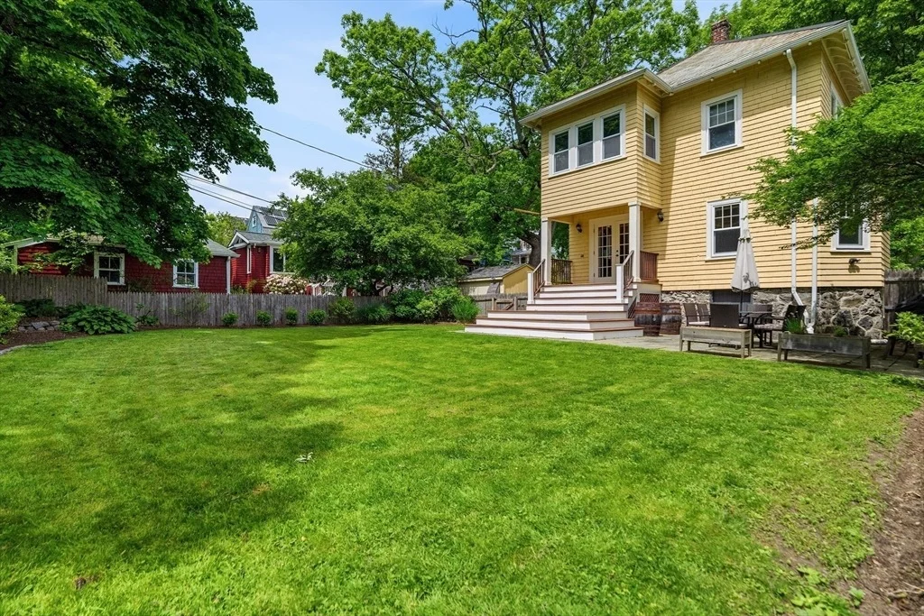 Photo of 8 Mendum St