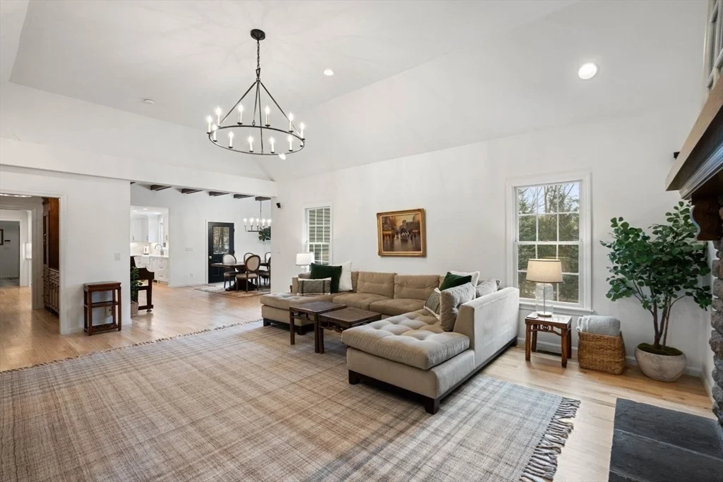 Photo of 3 Opal Cir