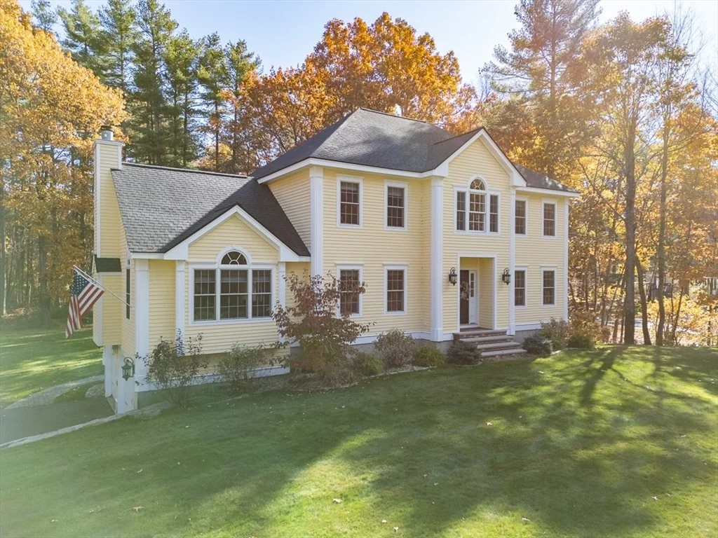 Photo of 452 River St
