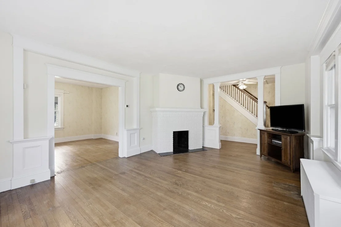 Photo of 35 Rimmon Ave
