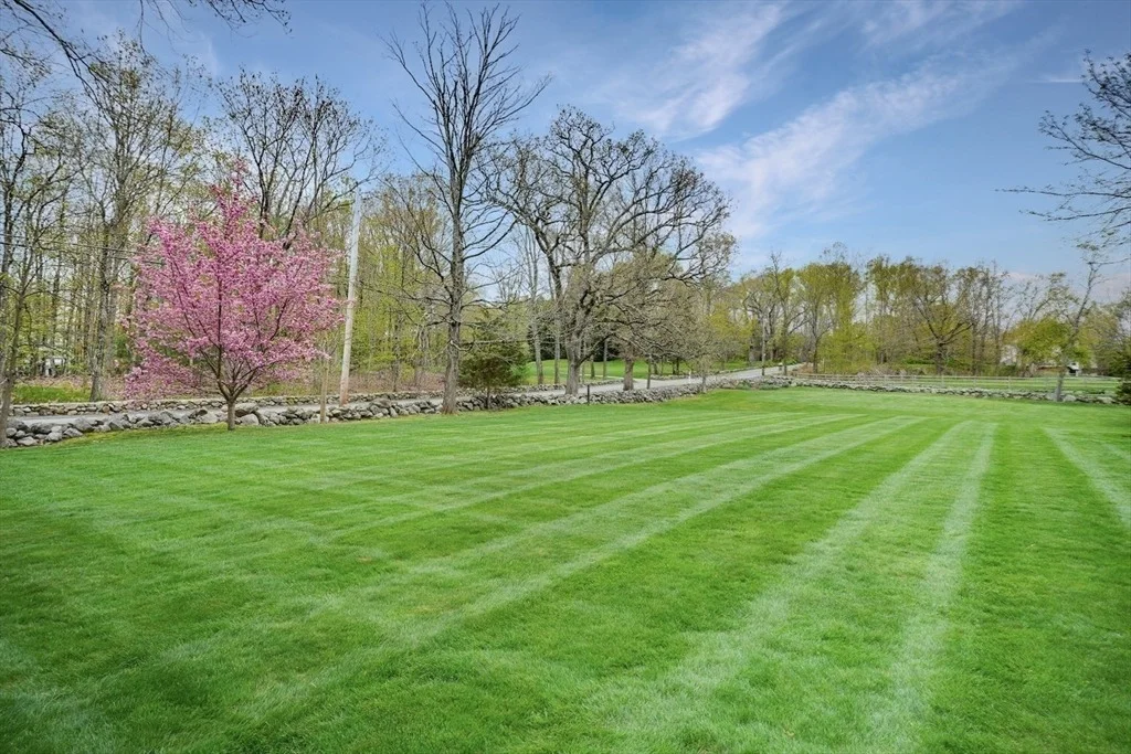 Photo of 191 Claybrook Rd