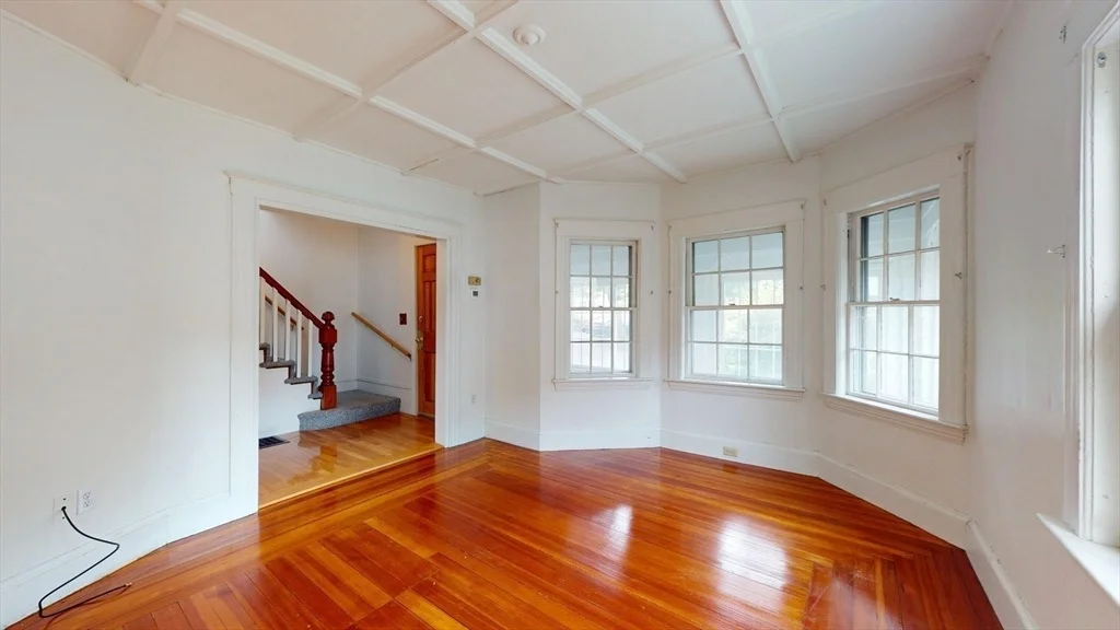 Photo of 233 Florence Ave