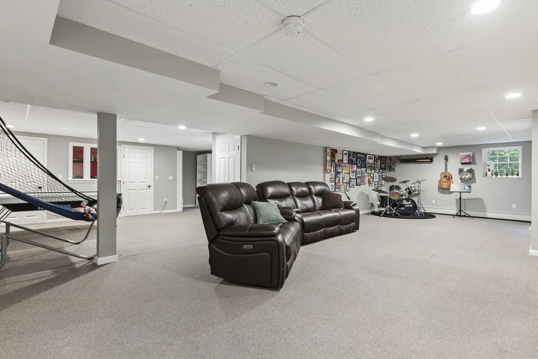 Photo of 8 Wildewood Drive