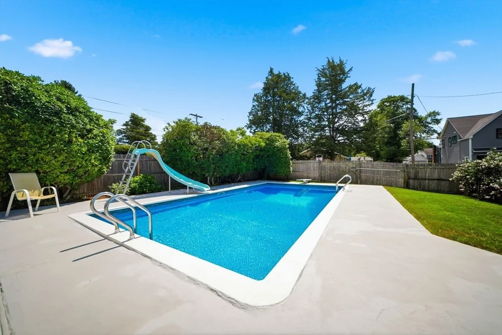 Photo of 8 Otis Avenue