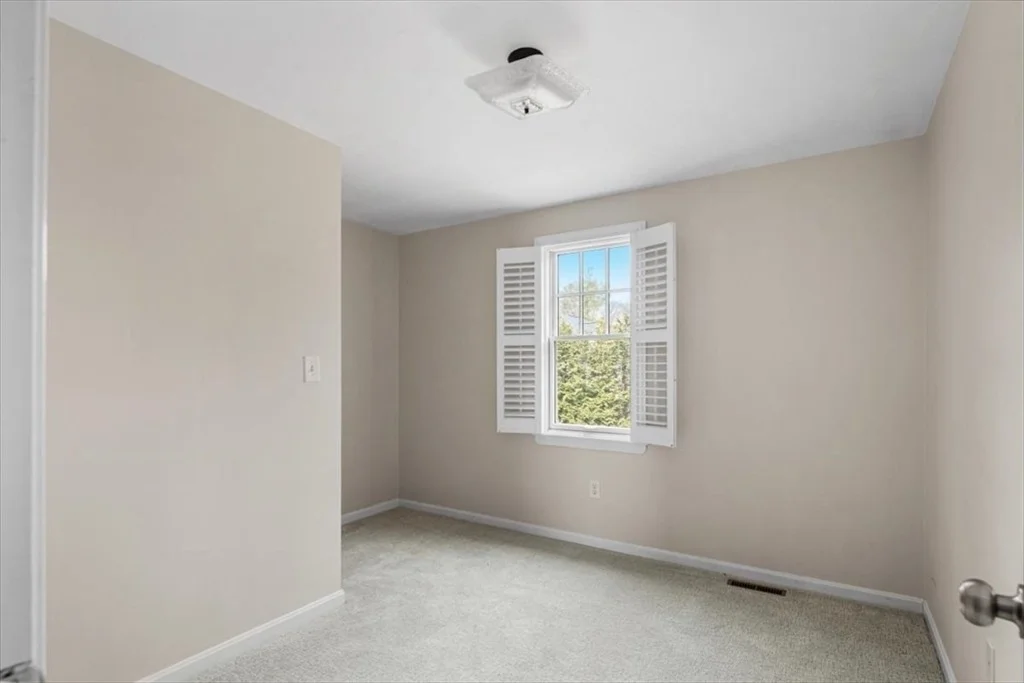 Photo of 233 Ward Street