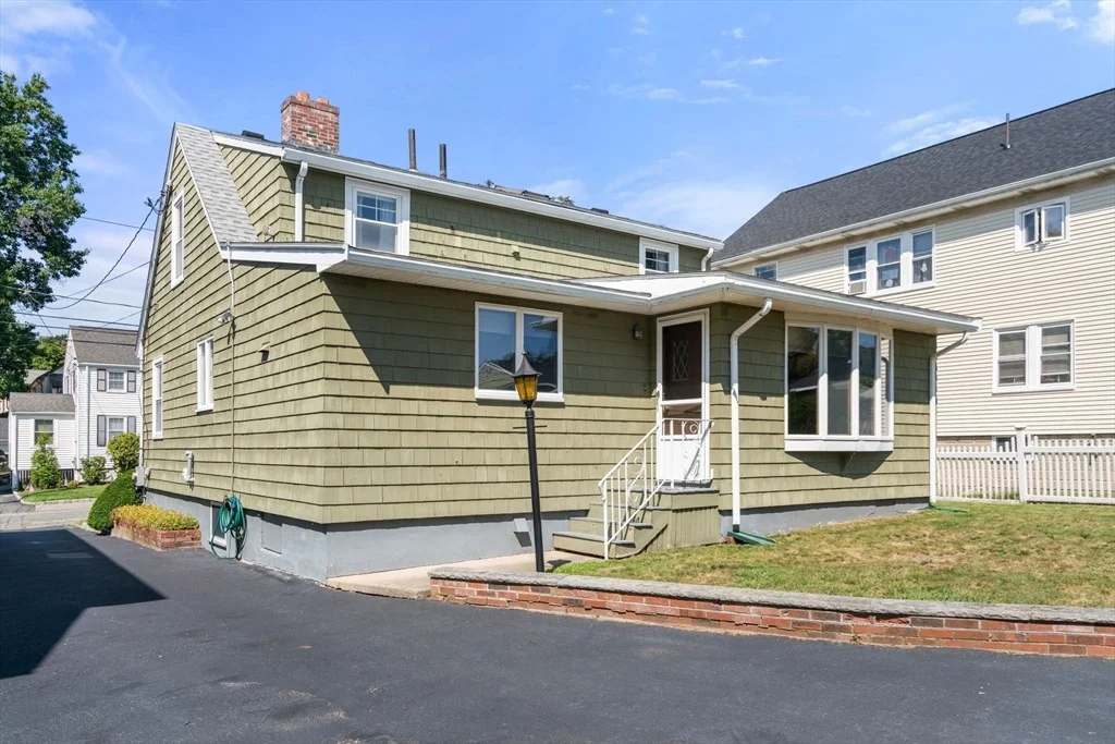 Photo of 44 Bromfield St
