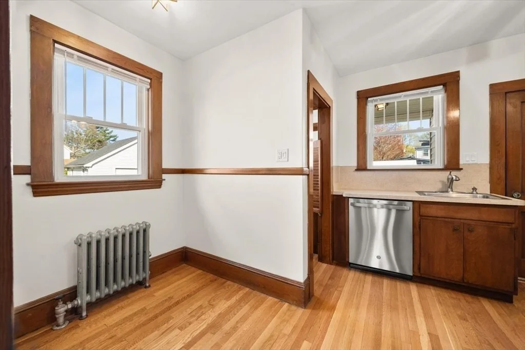 Photo of 153 Brookside Ave.