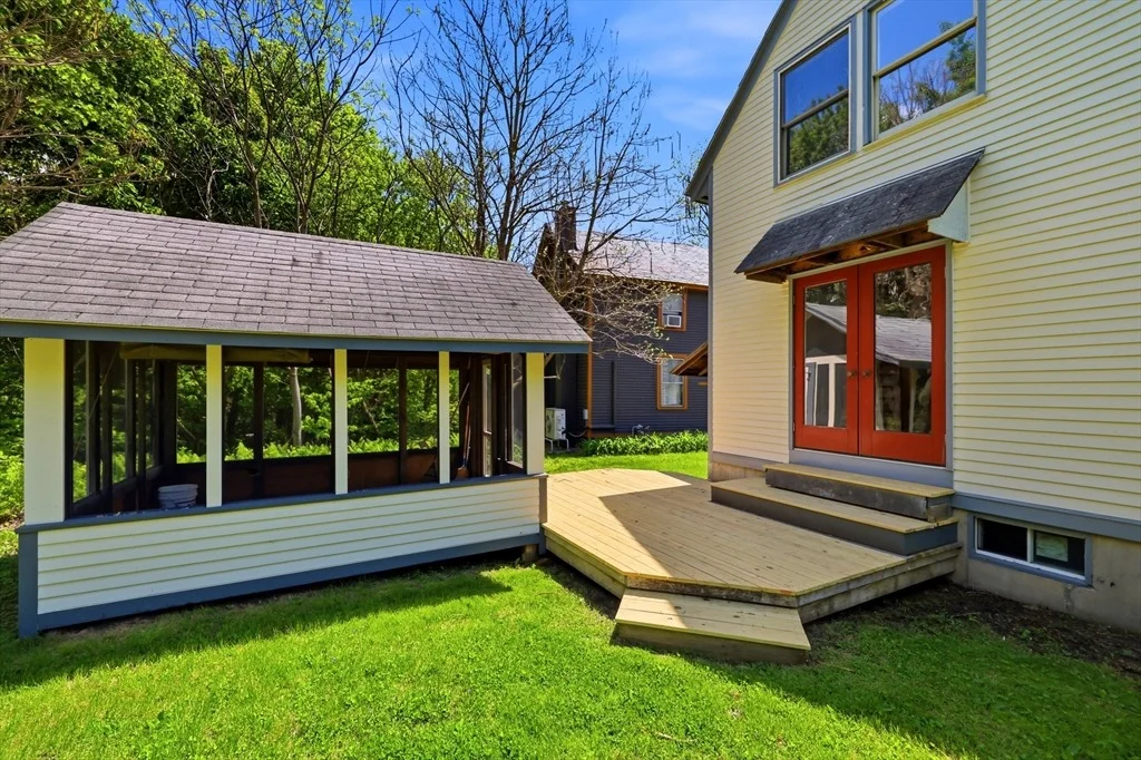 Photo of 97 Shelburne Road
