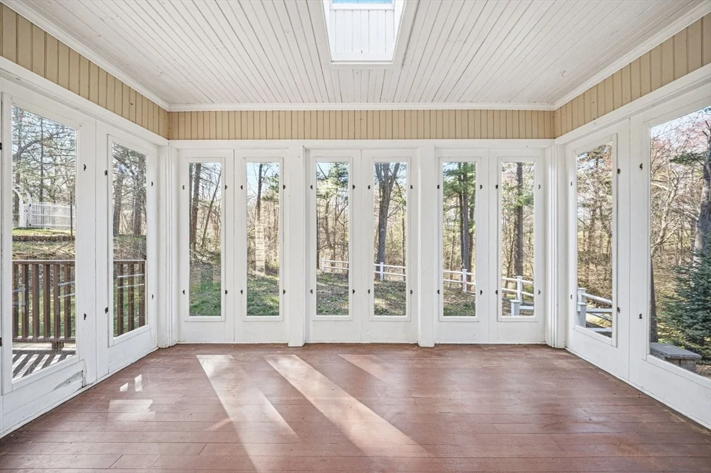 Photo of 443 Cushing St