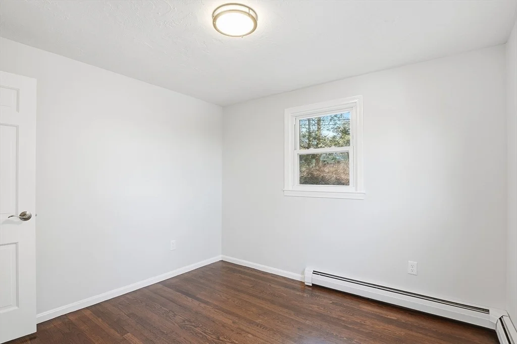 Photo of 2 Laurel Lane