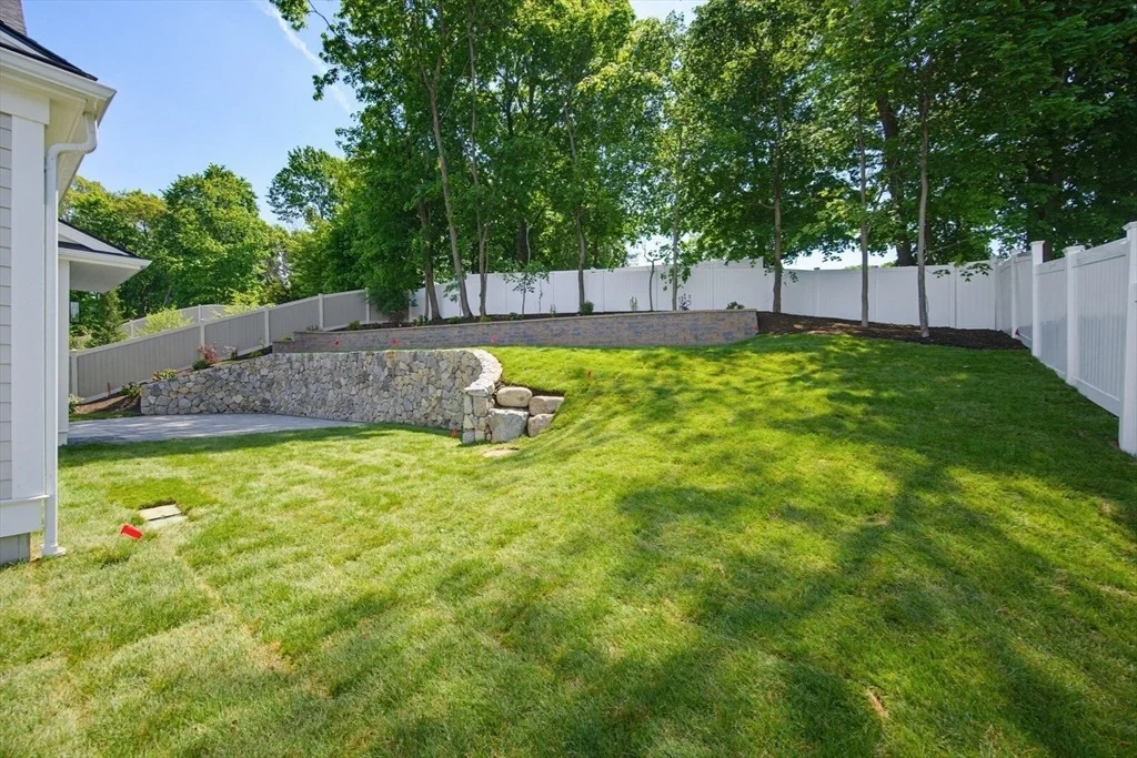 Photo of 70 Woodbine Circle