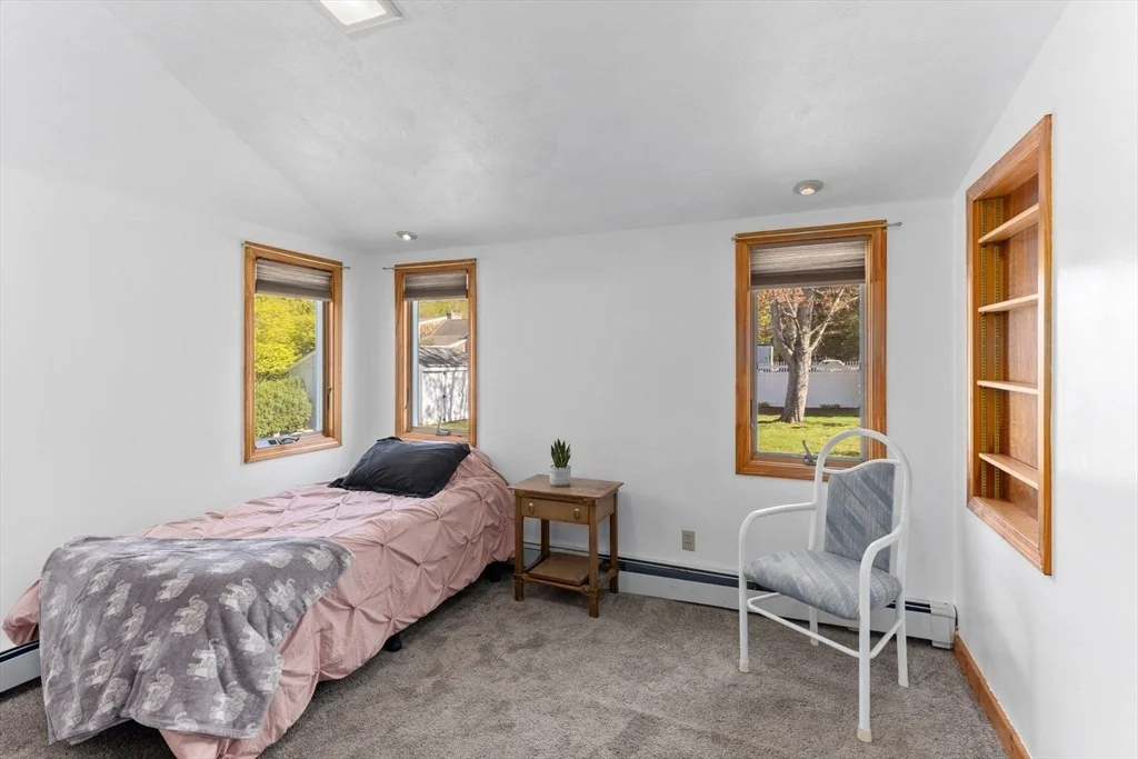 Photo of 8 Rathbun Willard Drive