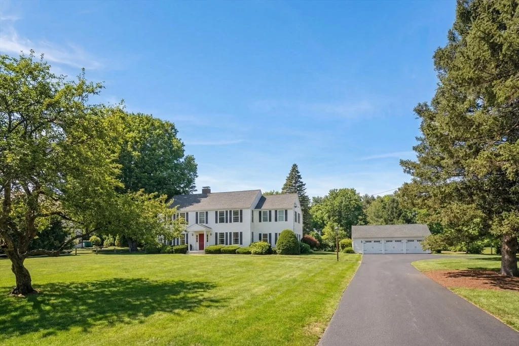 Photo of 54 Old Connecticut Path