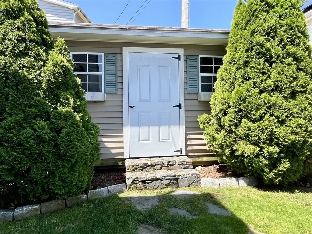 Photo of 1434 Main St