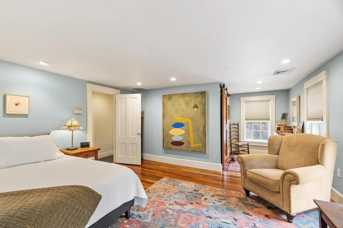 Photo of 230 Still River Rd