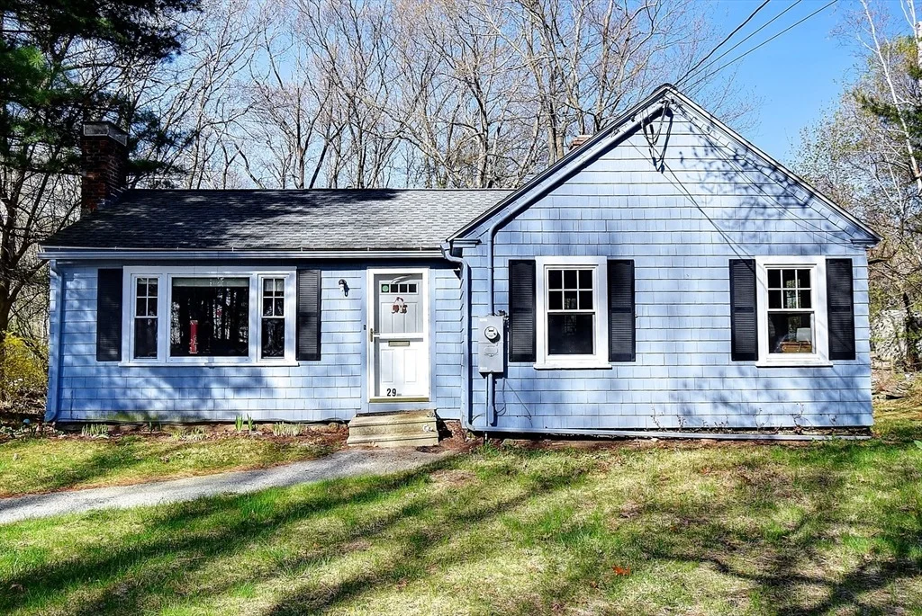 Photo of 29 Outlook Drive