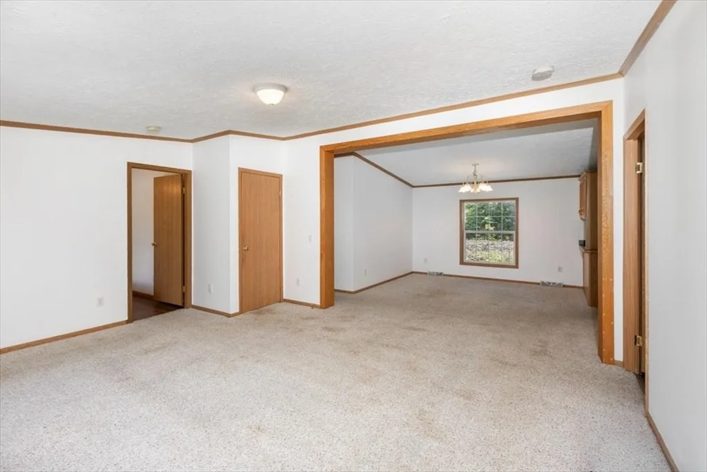 Photo of 98 Hurricane Rd