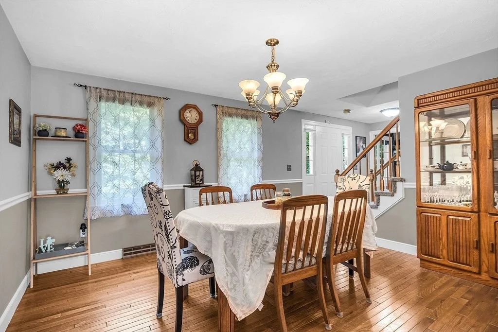 Photo of 178 Warren Rd