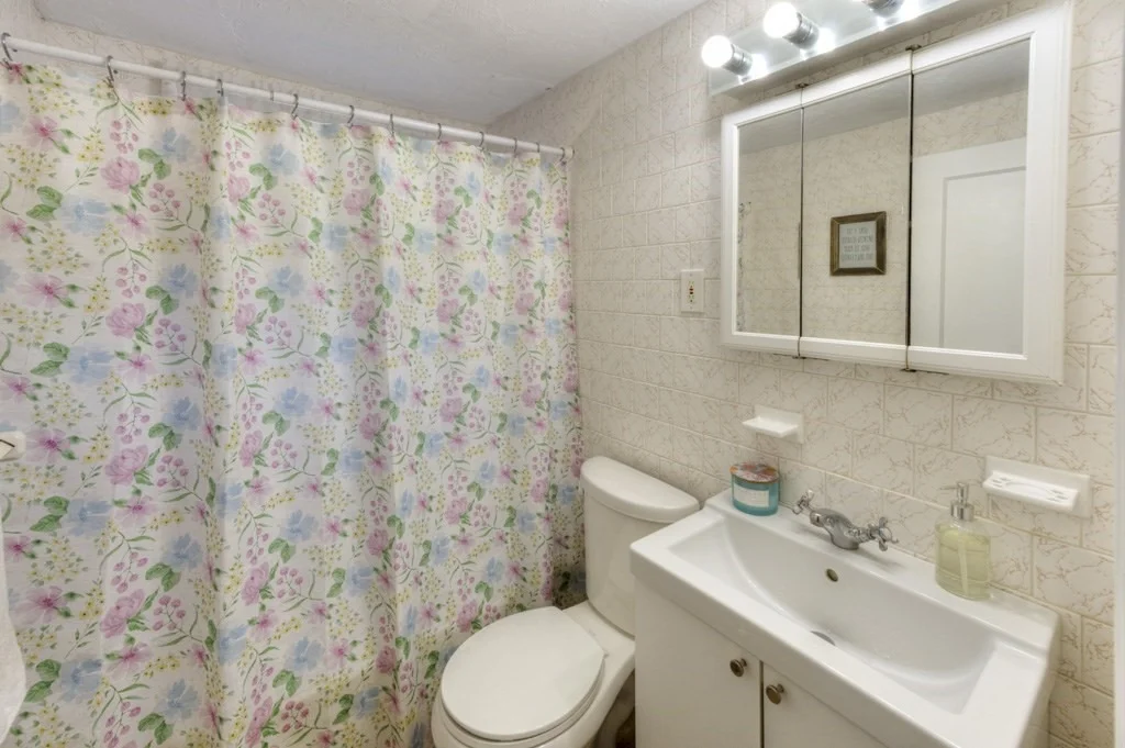 Photo of 443 Burncoat St