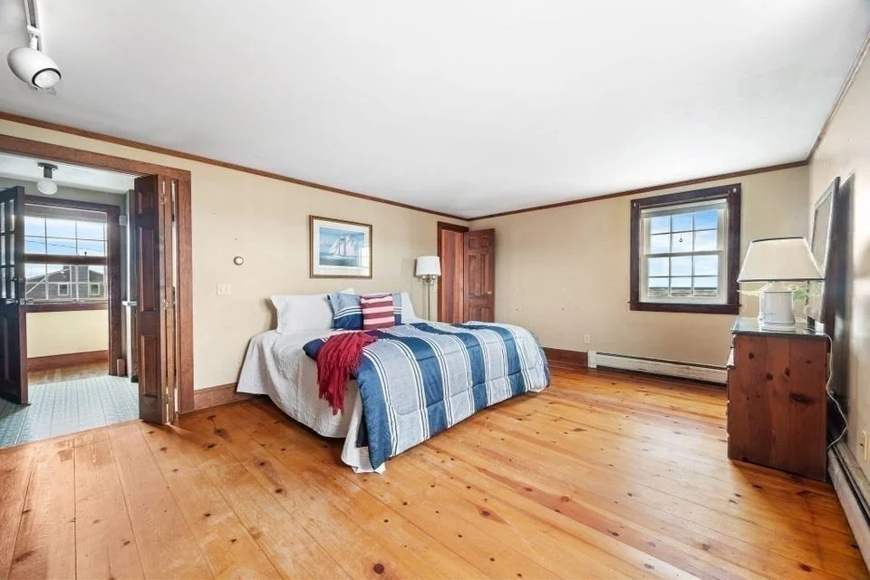 Photo of 156 Shore Drive