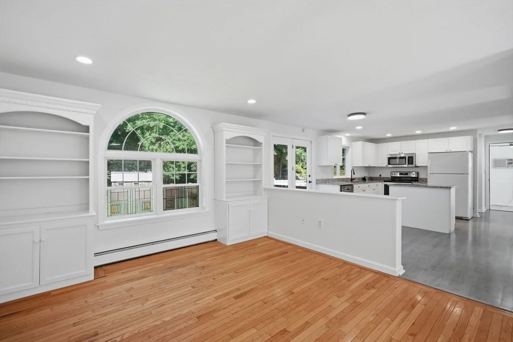 Photo of 84 Chester St.