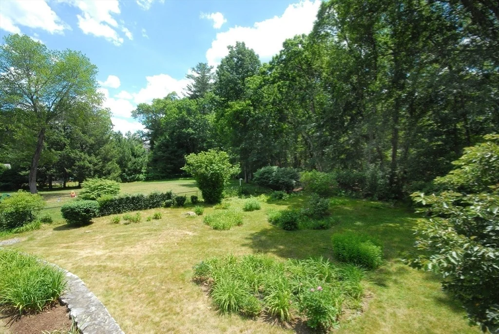 Photo of 297 Laws Brook Rd