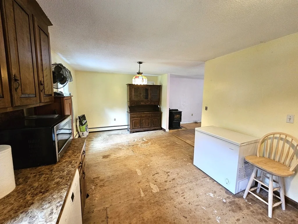 Photo of 405 Cooper Hill Rd