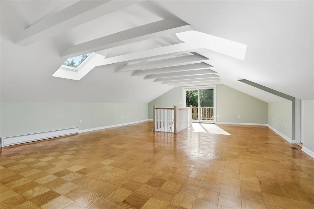 Photo of 106 Bolton Rd