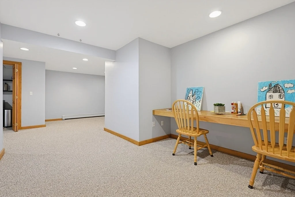 Photo of 74 Spinning Wheel Dr