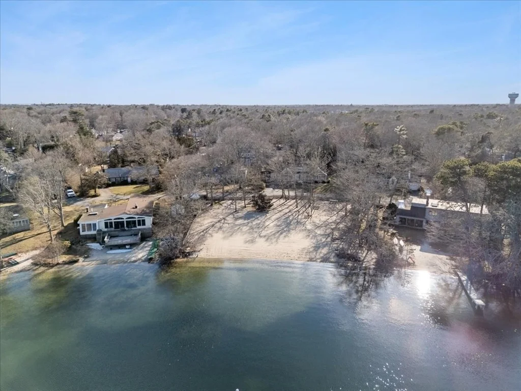 Photo of 365 Phinneys Ln