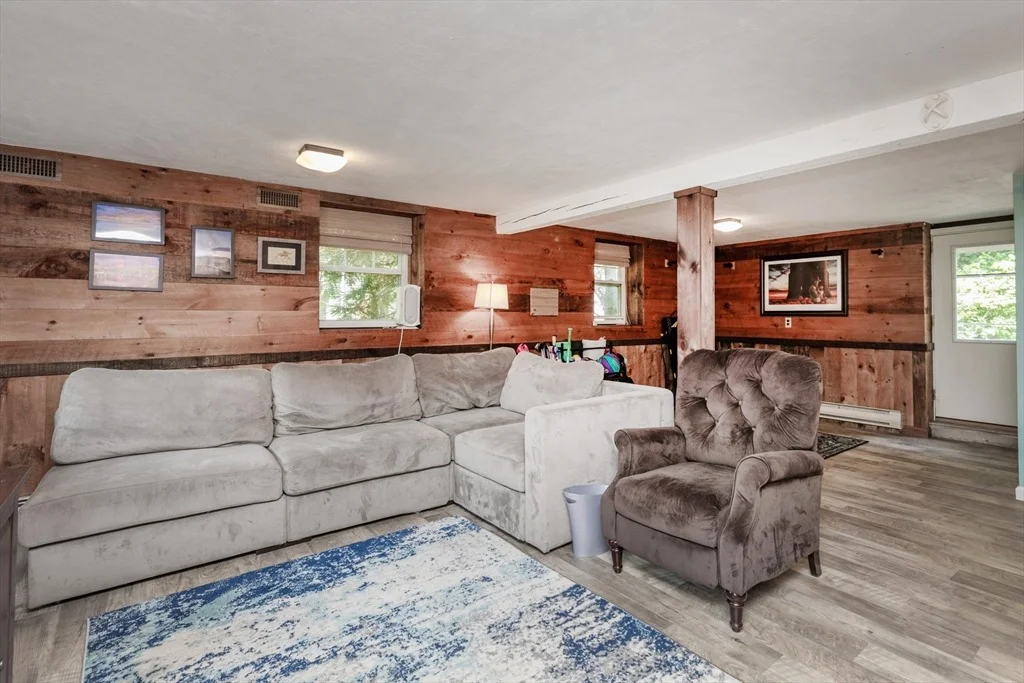 Photo of 27 Hayes Ave