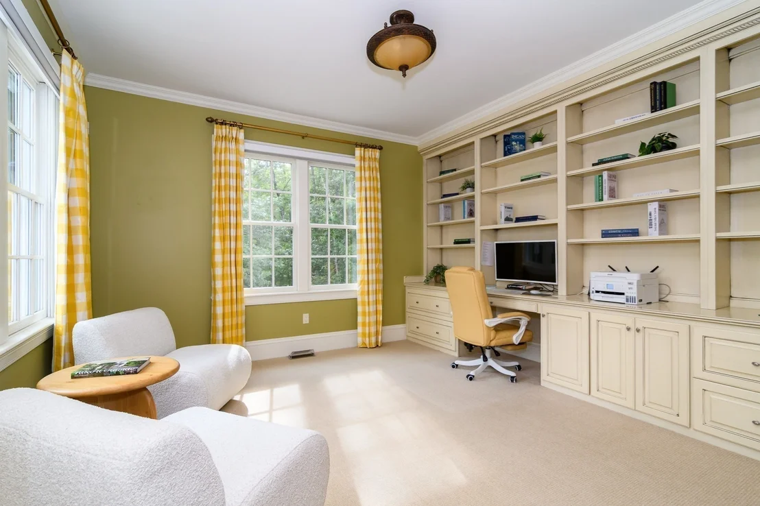 Photo of 19 Skyview Lane