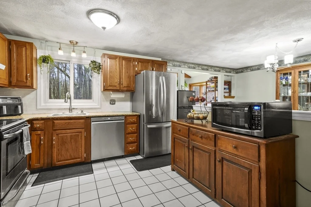 Photo of 33 Frost Road
