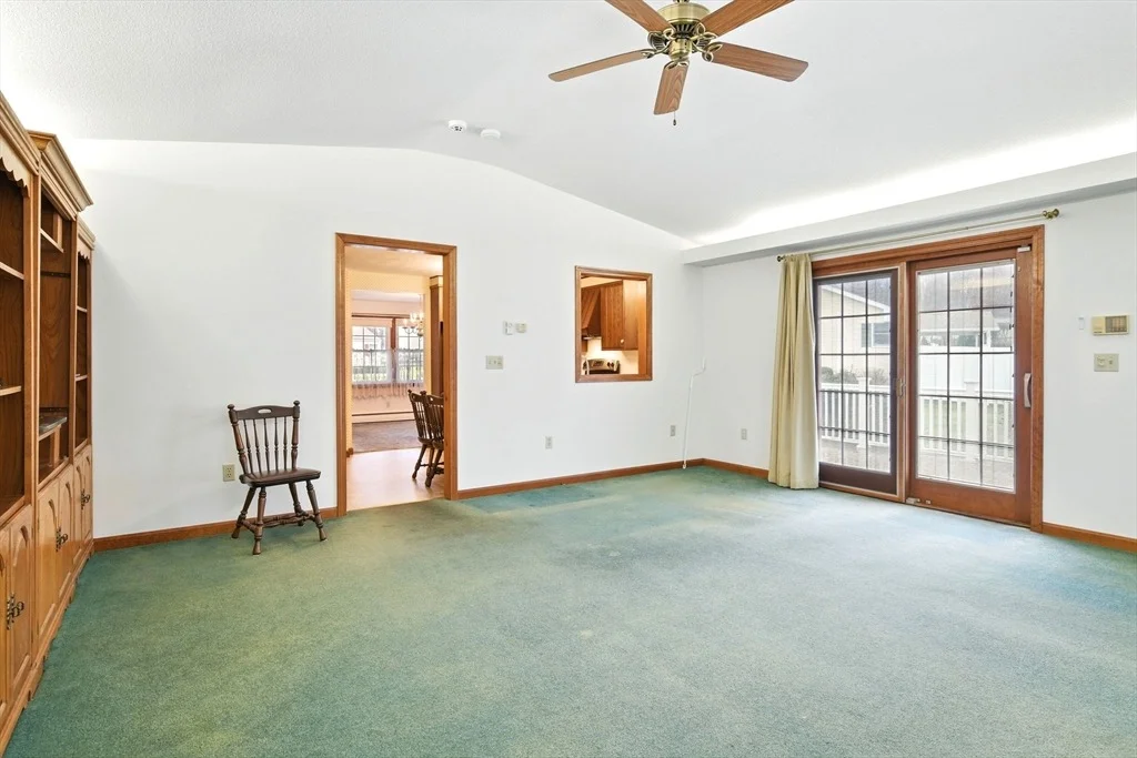 Photo of 48 Longwood Dr
