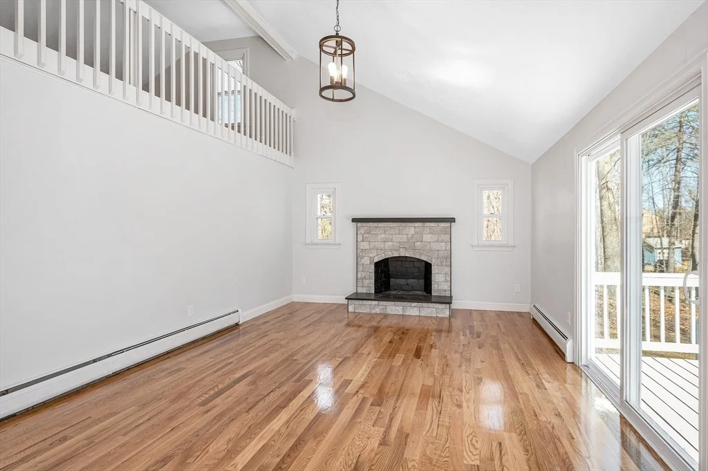 Photo of 113 Nashua Rd