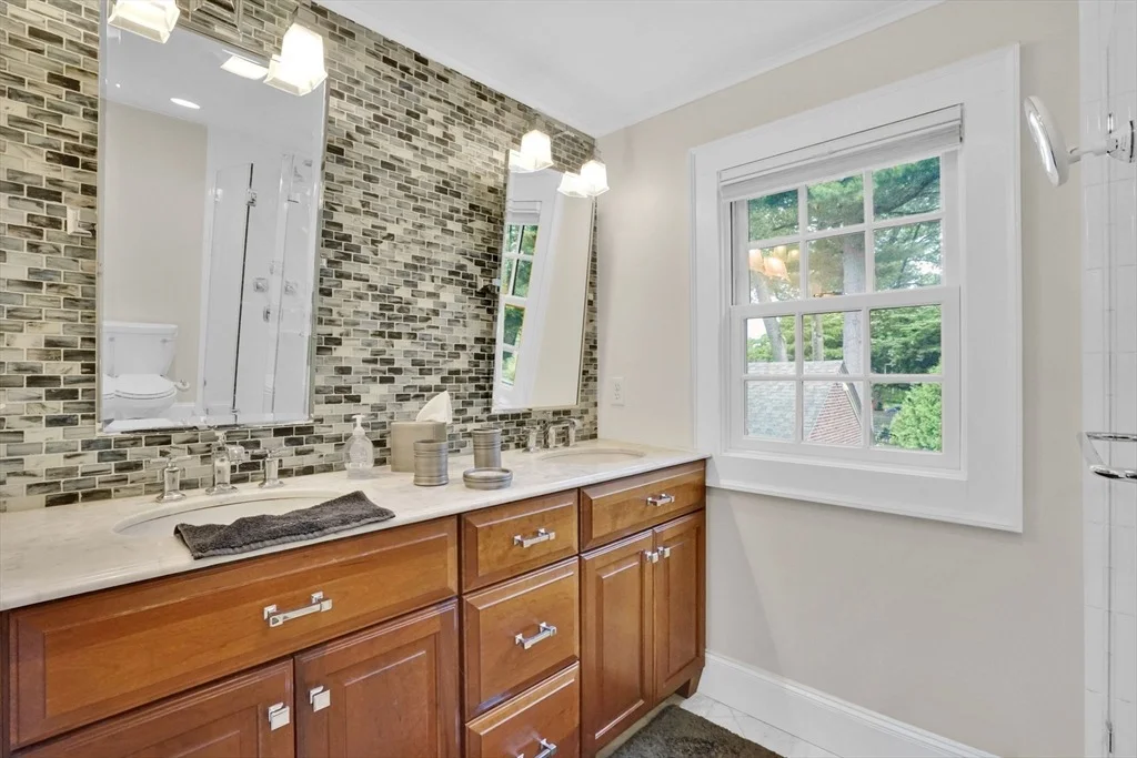 Photo of 70 Dover Road