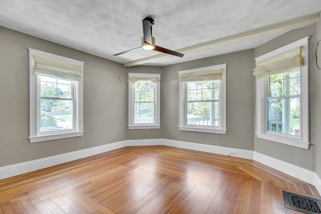 Photo of 369 Bacon Street
