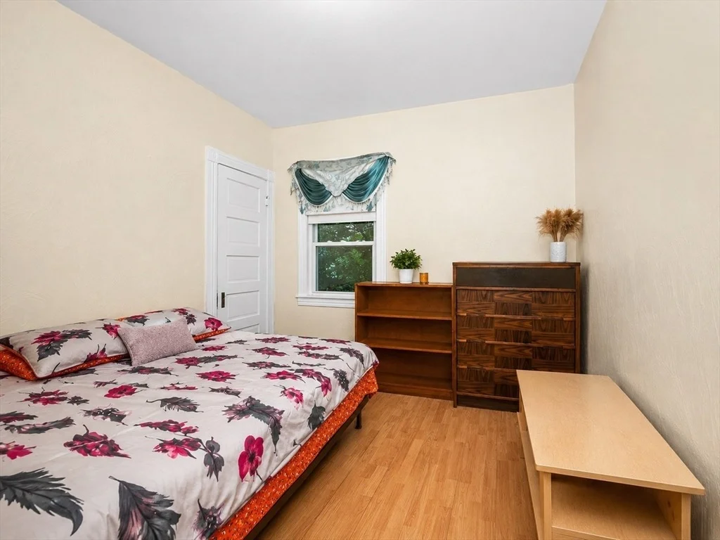 Photo of 60 Esther St