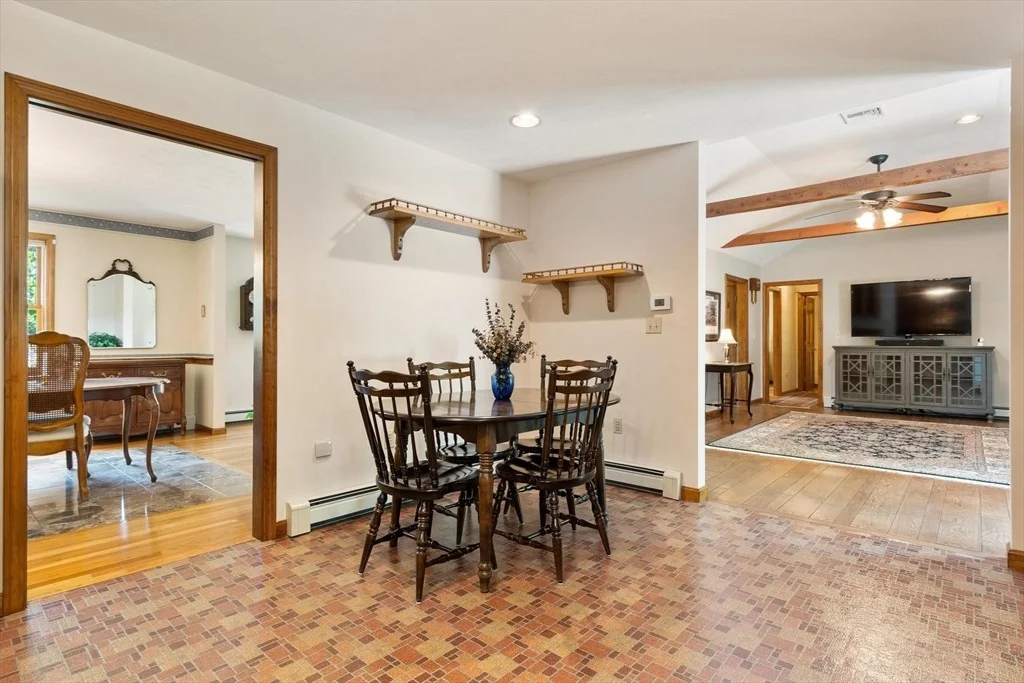 Photo of 65 Blithewood Ave