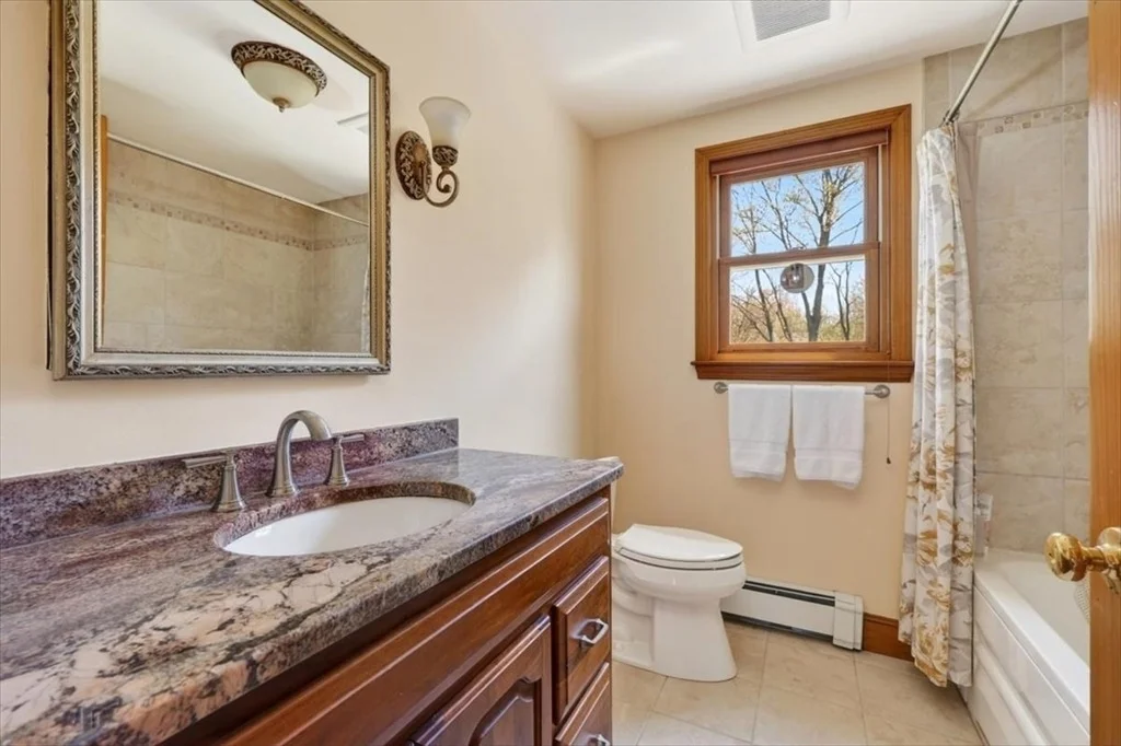 Photo of 111 Barstow Dr