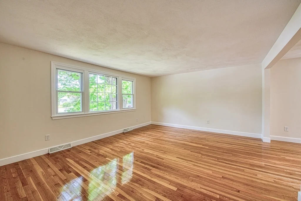 Photo of 143 Ryan Rd