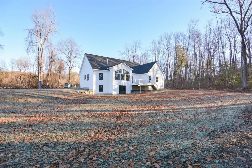 Photo of 364 Townsend Hill Rd