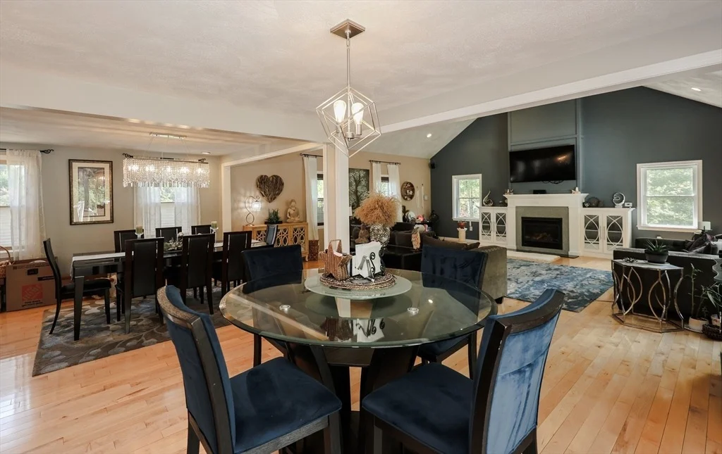 Photo of 13 Deerfield Dr