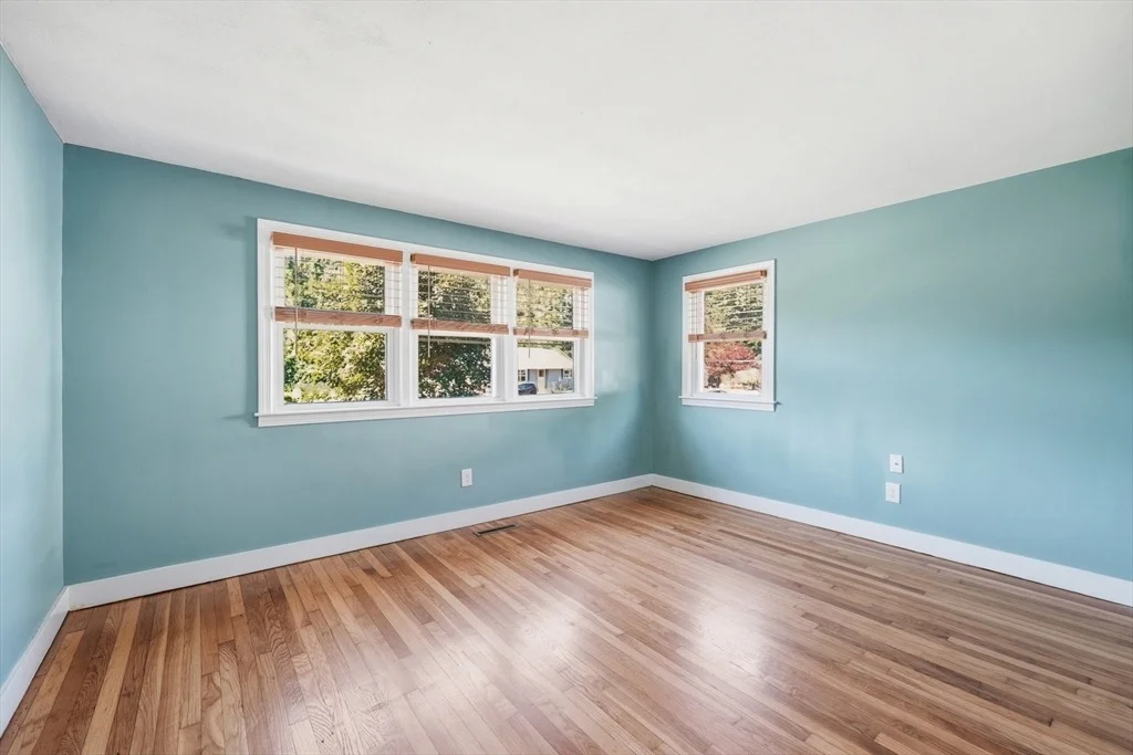 Photo of 9 Pine Dr
