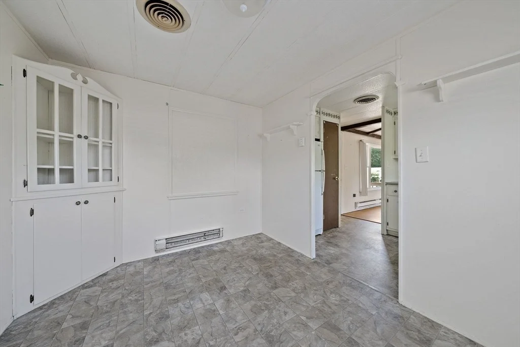 Photo of 6 Northway