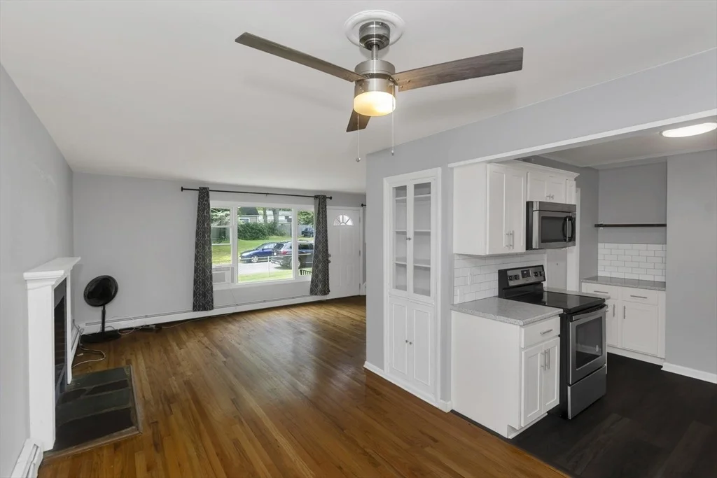 Photo of 155 Old Farm Rd