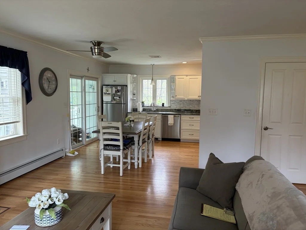 Photo of 71 West Spring St.